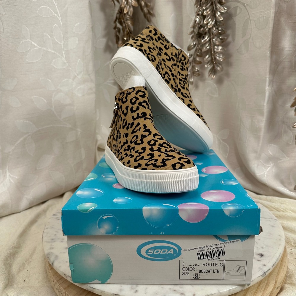 SODA Bobcat Ltn Leopard Print High Top Sneakers Platform Size 9 Women's Shoes